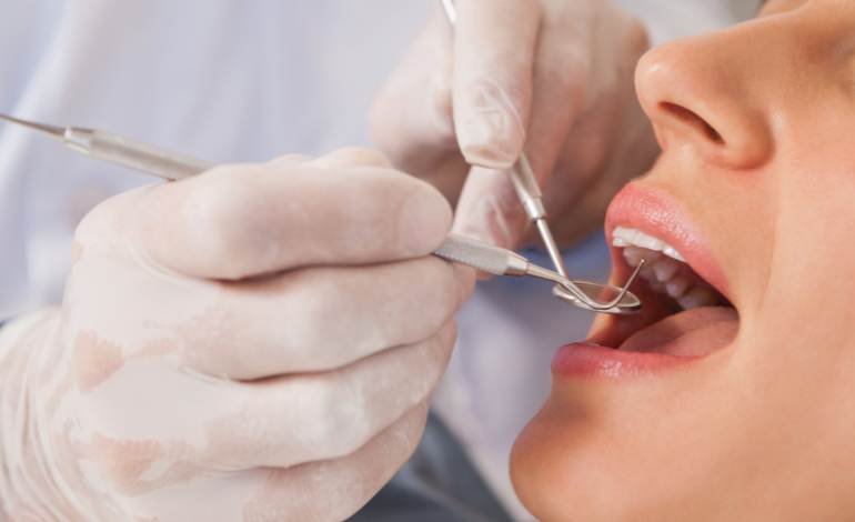 How to Handle Sensitive Teeth After a Filling