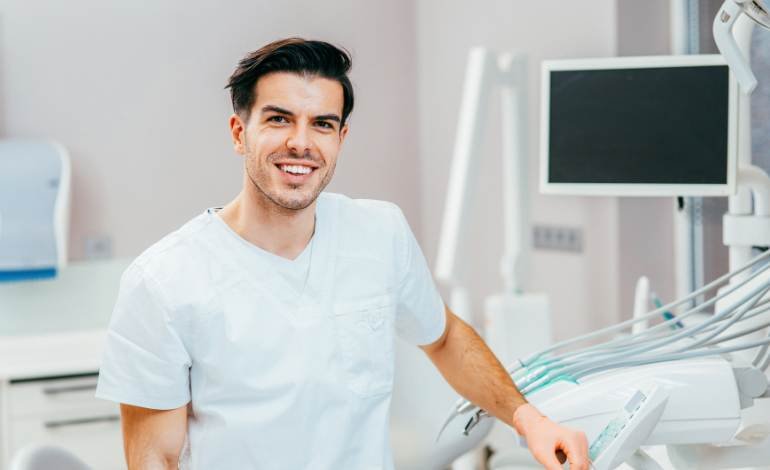 How to Remove Your Clear Aligners