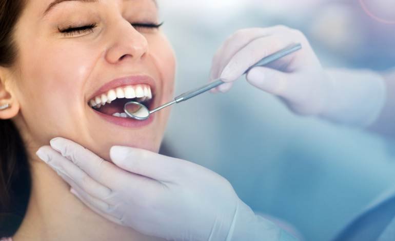 Should You Brush Teeth Before Whitening Strips?
